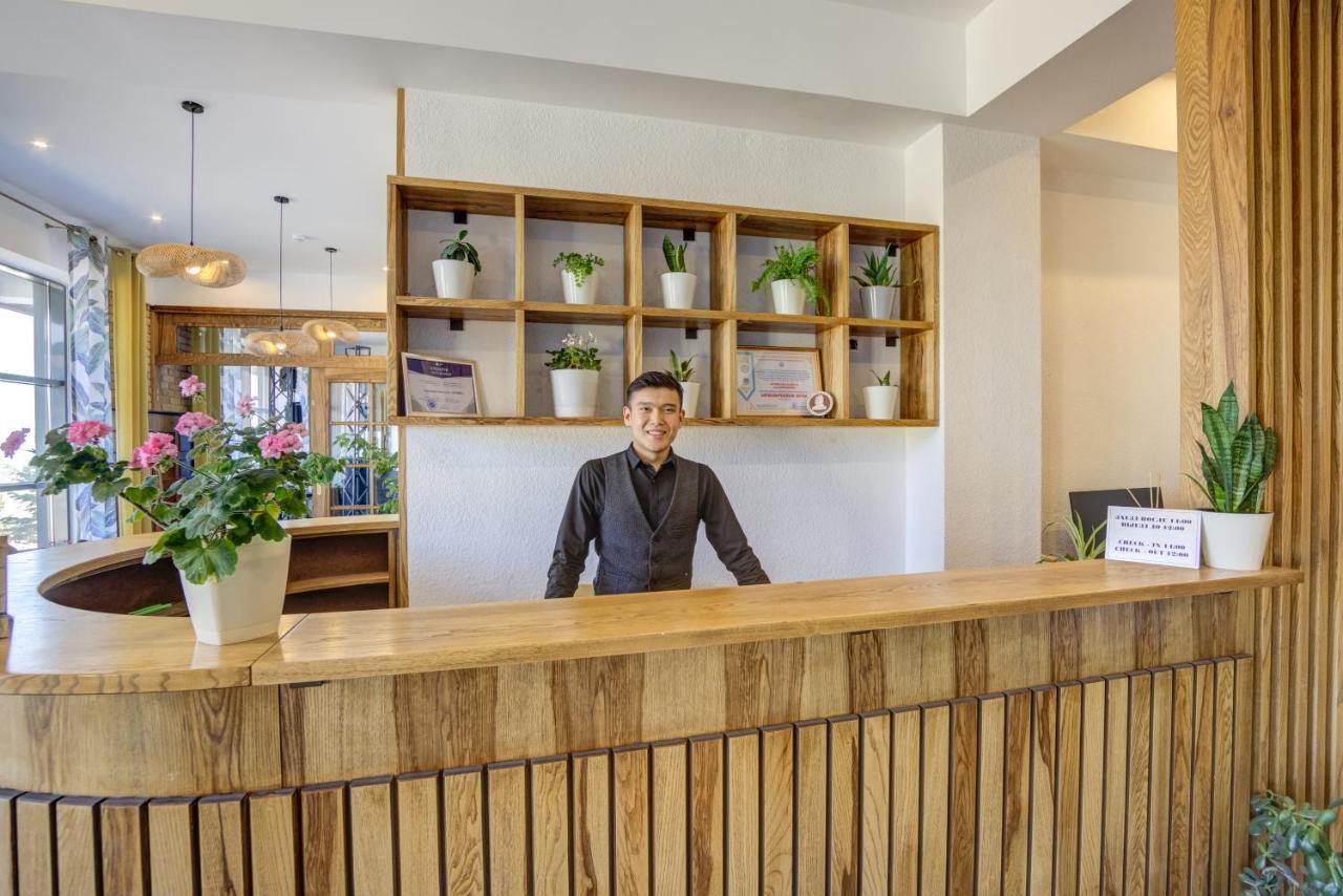 Olimp Hotel Бостери Екстериор снимка